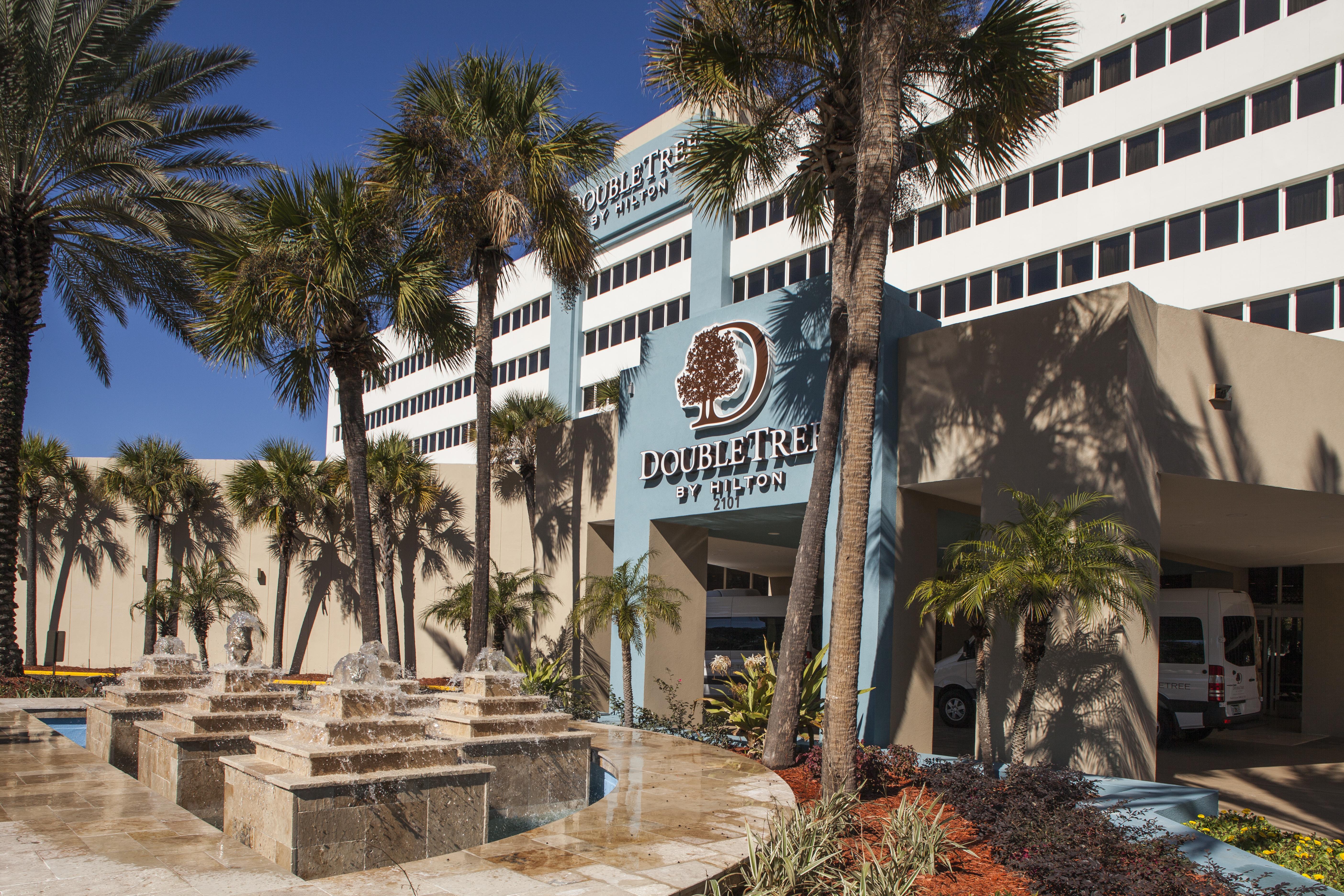 Doubletree By Hilton Hotel Jacksonville Airport Экстерьер фото