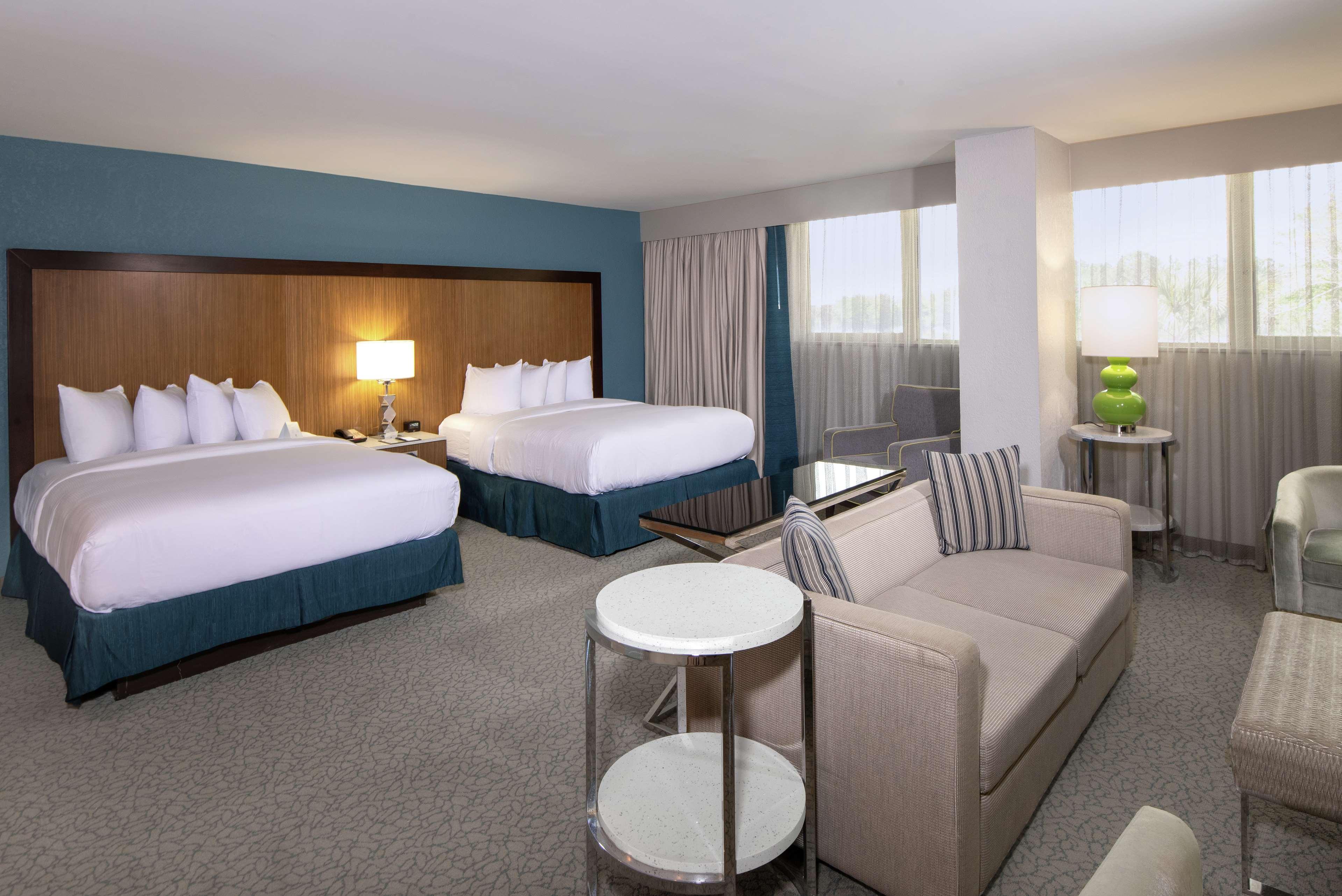 Doubletree By Hilton Hotel Jacksonville Airport Экстерьер фото